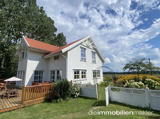 Neuwertiges Traumhaus zum Einziehen und Wohlfühlen