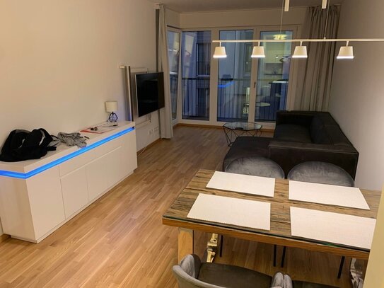 Vollmöbelierte 2-Zimmer-Neubau-Apartment mit Balkon in Schmargendorf