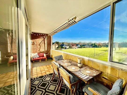 Schicke Maisonette-Wohnung in Ratingen-Lintorf: Wohnidyll mit großer Loggia und Blick ins Grüne