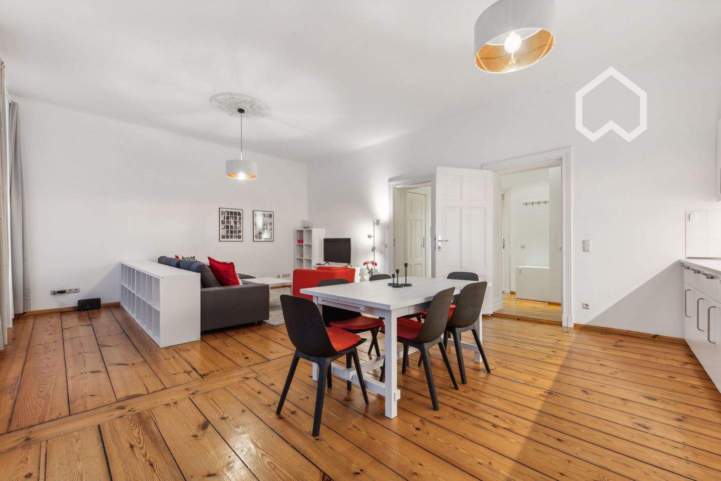 Atemberaubende und geräumige möblierte 2-Zimmer-Wohnung mit Balkon in Berlin Prenzlauer Berg - Photo 1