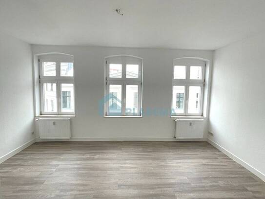 Moderne Wohnung direkt am Markt, neuwertige Einbauküche