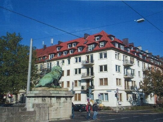 Helles Zimmer in 3er-WG Würzburg-City