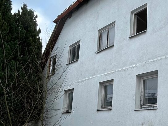 *Ohne Fleiß kein Preis* - DHH mit 3 Einheiten und viel Fläche in 91807 Solnhofen