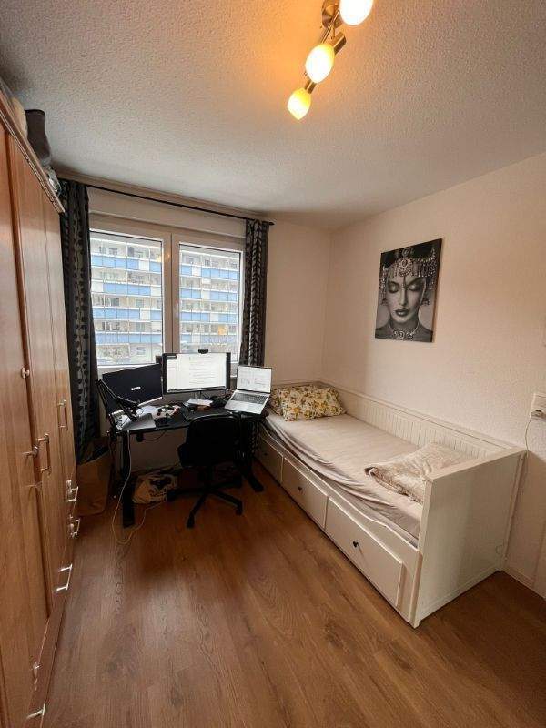 Helle 4-Raumwohnung Mietbeginn 01.04.2026 - Photo 1