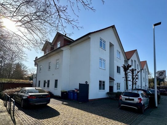 Wunderschöne Dachgeschosswohnung 2ZKB mit EBK, Balkon und Stellplatz