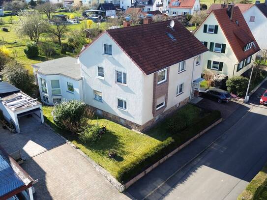 Zweifamilienhaus mit Gartenparadies - Viel Raum, viele Möglichkeiten