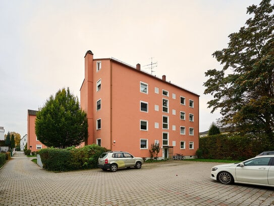 SANIERTES APARTMENT MIT KÜCHE IM ZENTRUM