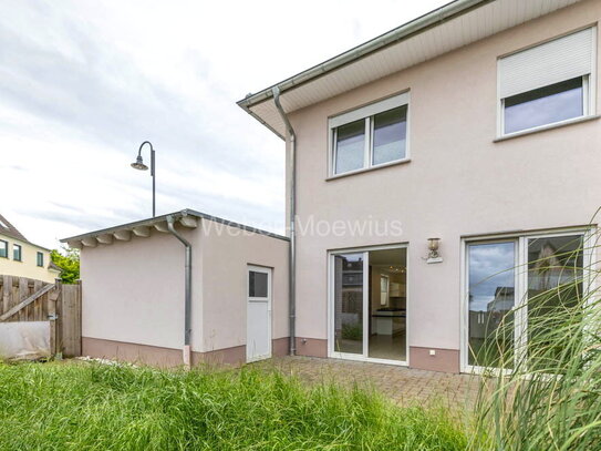 Moderne Doppelhaushälfte inkl. Einbauküche, SO-Terrasse, kleinem Garten, Garage + Stellplätzen