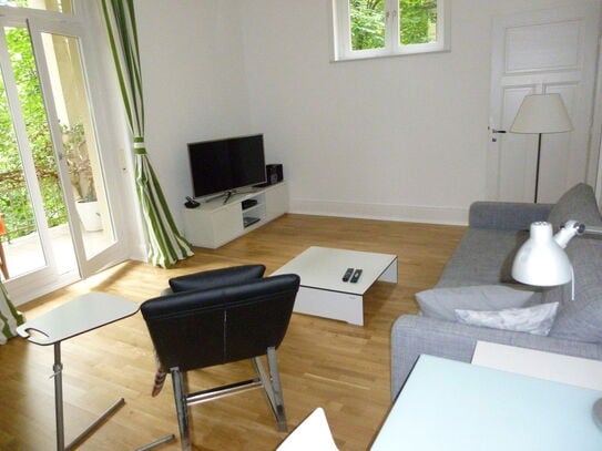 PRIME LOCATION / TOP LAGE Charming 2-room flat / Elegante 2-Zi.-Altbauwohnung in Sachsenhausen Nord