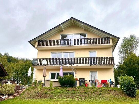 Großzügige Wohnung in Zweifamilienhaus in Bruch 160m2