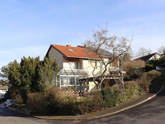 Doppelhaushälfte mit Garten und Garage in Weikersheim