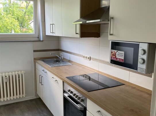 Sofort frei ! 4-Zimmer-Wohnung mit Balkon in Kassel Reduz. Provision, Festpreis!