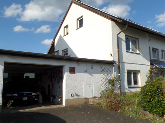 Letzte Chance: Zweifamilienhaus inkl. Photovoltaik+Solarthermie