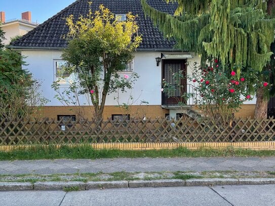 Einfamilienhaus freistehend