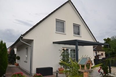 Freistehendes Einfamilienhaus mit geringem Energiebedarf & Pool in Kehl-Goldscheuer