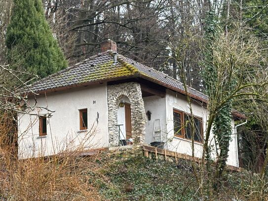 Bungalow mit Parkähnlichen Grundstück