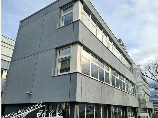 Büro-Etagen a´196,25 m² in freisteh.Bürogebäude wahlweise im (E G +1.O G +2.O G +U G) teilbar +Parkplätze in 72636 Fr...