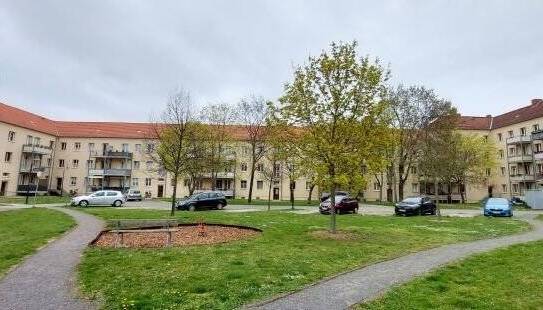 Mini-1-R-Wohnung mit Pantryküche, zentral gelegen