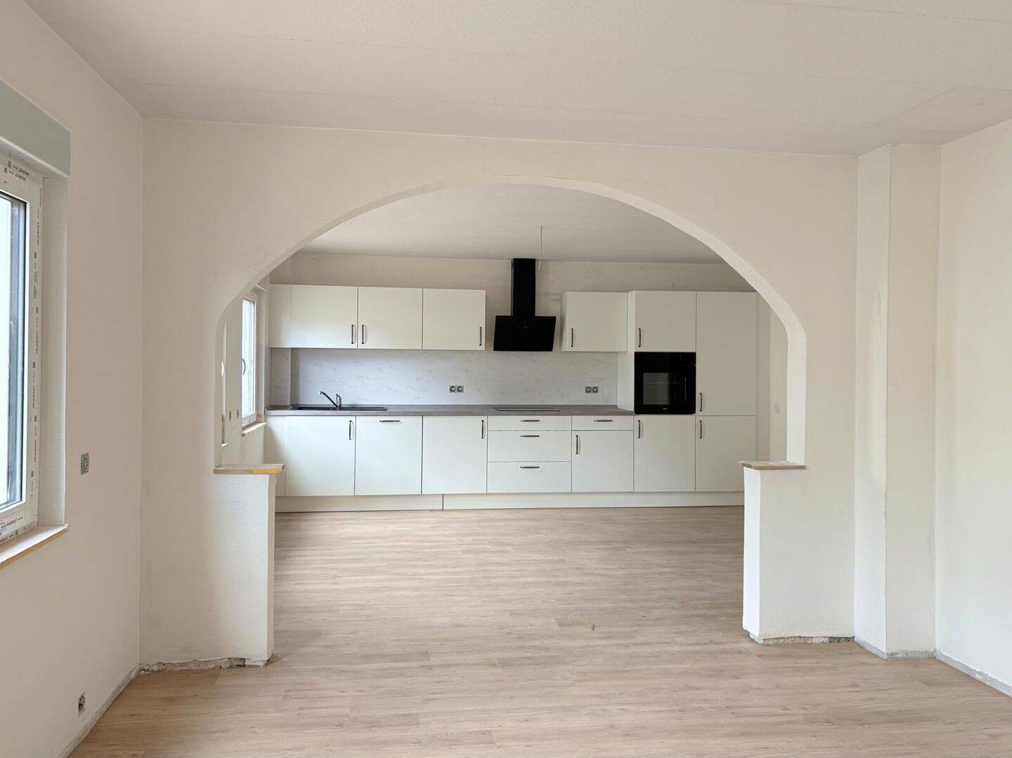                                                               4-Zimmer-Wohnung im kernsanierten Dreifamilienhaus                                                       in Merenberg (Limburg-Weilburg)