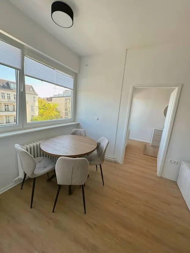 Helle möblierte 2-Zimmer-Wohnung mit Balkon, Aufzug in Berlin-Wilmersdorf - Foto 1