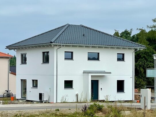 *Neubau* Modernes Einfamilienhaus mit Keller in schöner Lage - PROVISIONSFREI