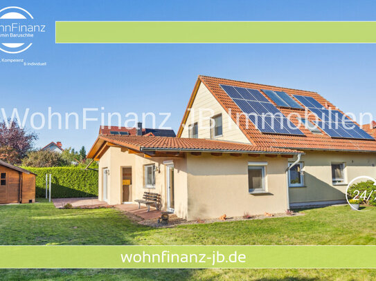 Großzügiges, energieeffizientes Einfamilienhaus mit viel Platz und großem Garten, Carport, PV-Anlage