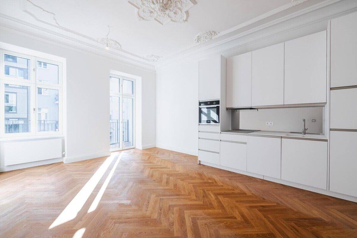 Erstklassiges Gründerzeit-Apartment mit luxuriöser Ausstattung und Süd-Balkon - Foto 1