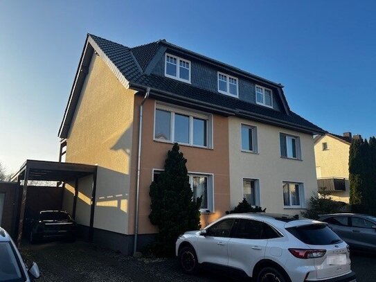 Attraktive modernisierte 2-Zimmer-Wohnung mit Balkon in Hövelhof