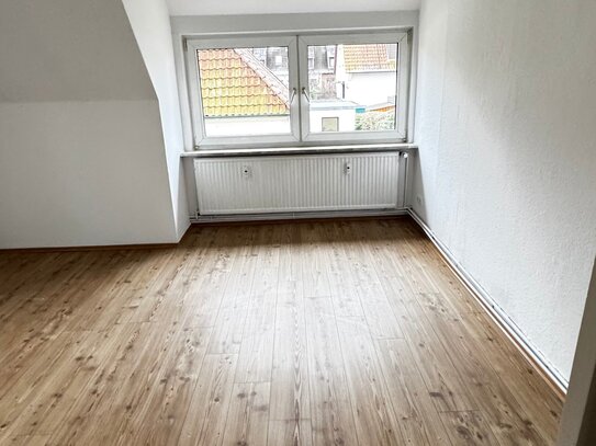 kleine 3 Zimmer Wohnung in zentraler Lage