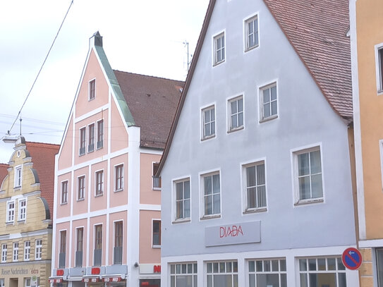 Einmalige Gelegenheit: 4 Gebäude mit Innenhof und Hinterhof in direkter Nähe zur Fußgängerzone in der Altstadt