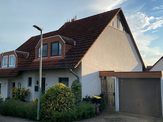 Familienfreundliche Doppelhaushälfte zur Miete in Göttingen-Weende – Ruhige Lage mit Garten und Garage