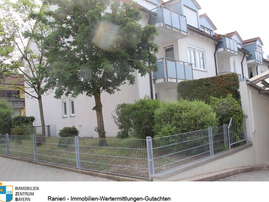 Gepflegte Terrassenwohnung mit Gartenanteil in guter Lage in Neumarkt inkl. Tiefgaragenstellplatz/Duplexparker und Einb…