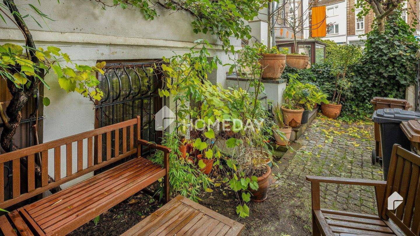 Maisonette-Wohnung mit charmantem Wintergarten im Viertel