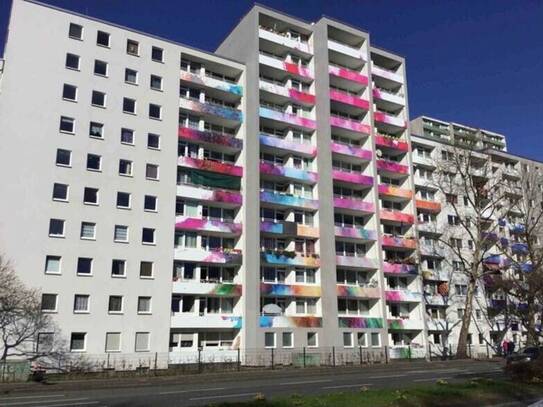 Zuhause fühlen: 2-Zimmer-Wohnung mit Balkon (WBS erforderlich)