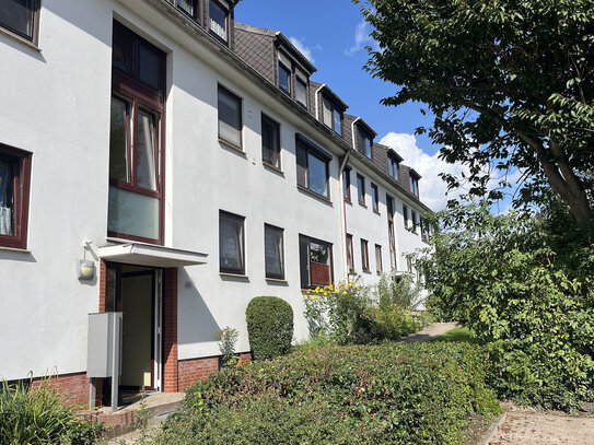 Schön gelegene 2 Zimmer mit Balkon im Hochparterre - vermietet