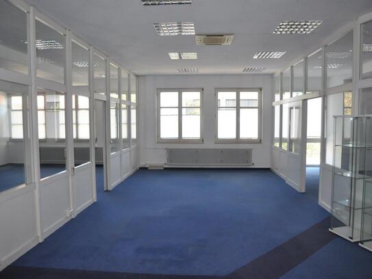 Büro / Praxis / Kanzlei ab ca. 250 m² bis ca. 800 m² in Oberkirch - zu vermieten