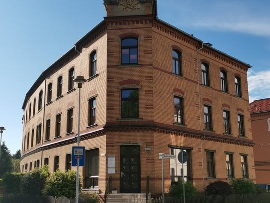 Helle 2-Raum-Wohnung in Westpark-Nähe inkl. Einbauküche