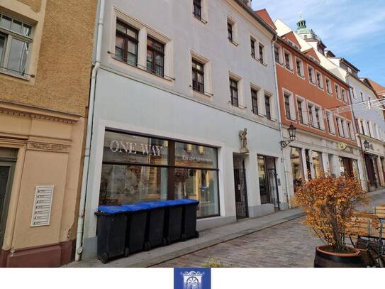 Liebevoll renovierte Singlewohnung mit neuwertigem Laminat und Tageslichtbad!