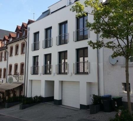 -Provisionsfrei- Exclusives Stadthaus in bester Lage in der Homburger Altstadt - barrierefreies Wohnen mit Aufzug und G…