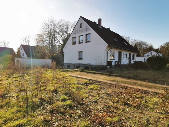 Neuer Preis! Familiengerechte Doppelhaushälfte mit viel Grün!