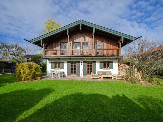 GROSSZÜGIGES LANDHAUS IN BEVORZUGTER LAGE GMUND - DÜRNBACH