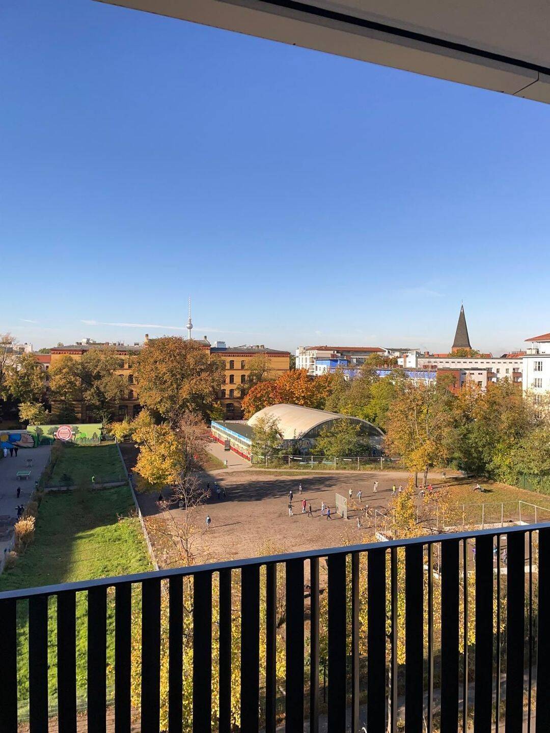 2 Zimmer Wohnung * SÜD-/WESTBALKON * Einbauküche - Foto 1