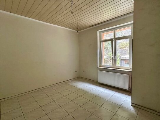 Witten: 2,5 Zimmer mit 54m² neu saniert in gepflegtem Haus