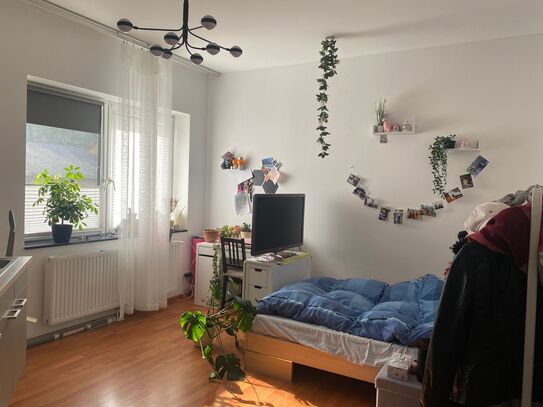 Modernes 1 Zimmer Apartment im Frauenland zu vermieten