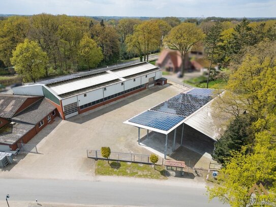 Große Gewerbehalle zu verpachten, Lagerhalle, Werkstatt und überdachte Lagermöglichkeiten! - auch teilbar!