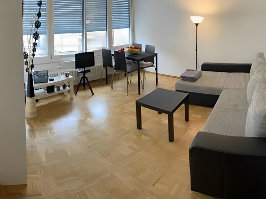 attraktive 2 Zimmer Wohnung im belebten kulturfrohen Boxhagener Kiez im zentralen Friedrichshain