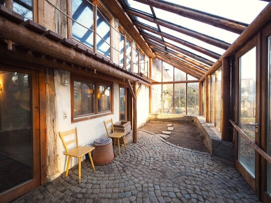 Historisches Bauernhaus auf gigantischem Grundstück in idyllischer Lage!