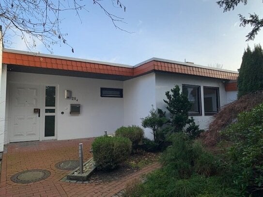 Hochwertig modernisierter Bungalow in ruhiger und zentraler Lage