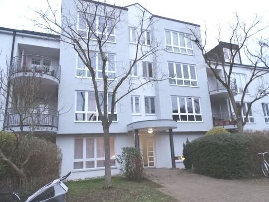 Bonn-Plittersdorf, Bestlage am Rhein, 2 Zimmerwohnung mit kl. Terrasse kurzfristig zu vermieten