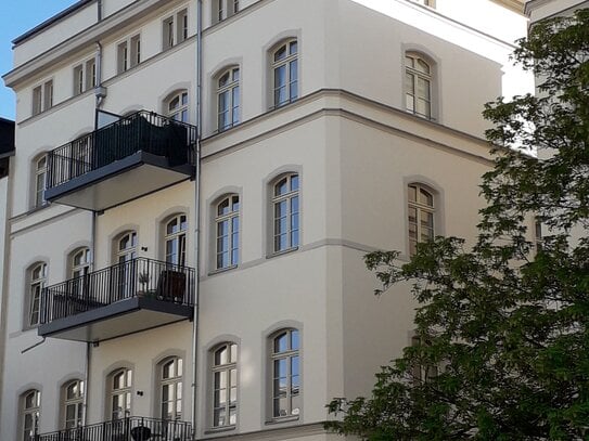 Exklusive Maisonette-Wohnung mit Terrasse, Loggia und Balkon in begehrter Innenhoflage!